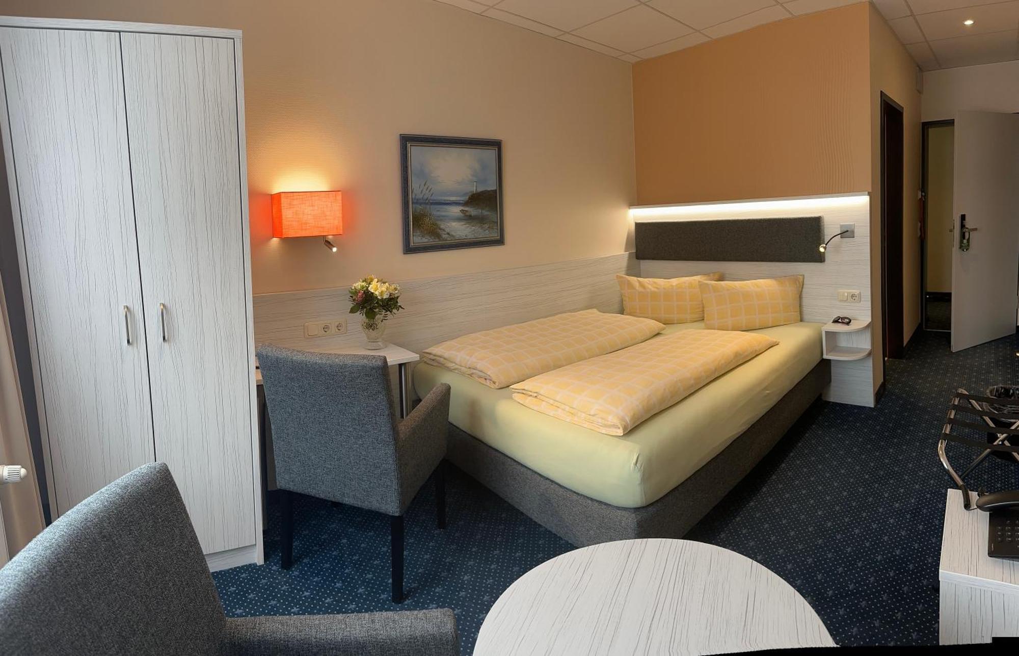 Duenenhotel Am Meer Rostock Exterior foto